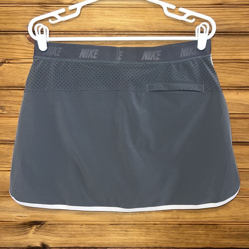 Nike Tennis Skirt Skort Womens Size Medium Gray Dri Fit Athletic Activewear - Picture 2 of 9